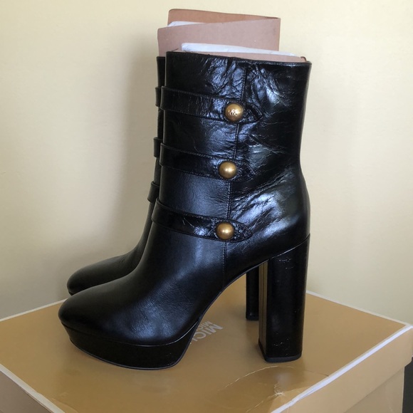 New Michael Kors Black Leather Ankle Boot 10M - Picture 3 of 7